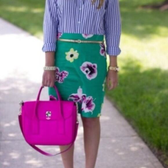 J.Crew The Pencil Skirt in Green Floral Size 0 - Picture 2 of 10